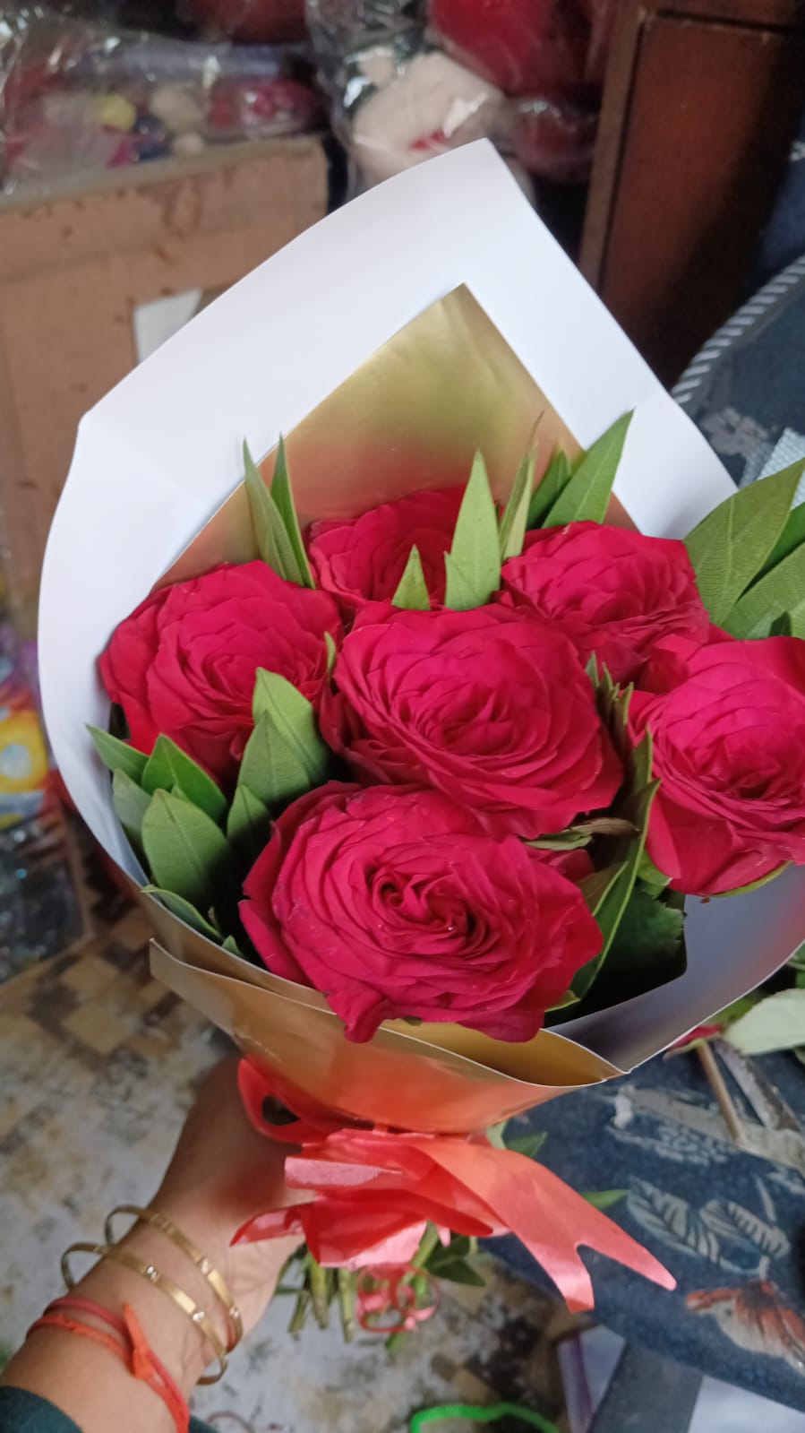 Elegant Red Rose Gift Bouquet - Image 1